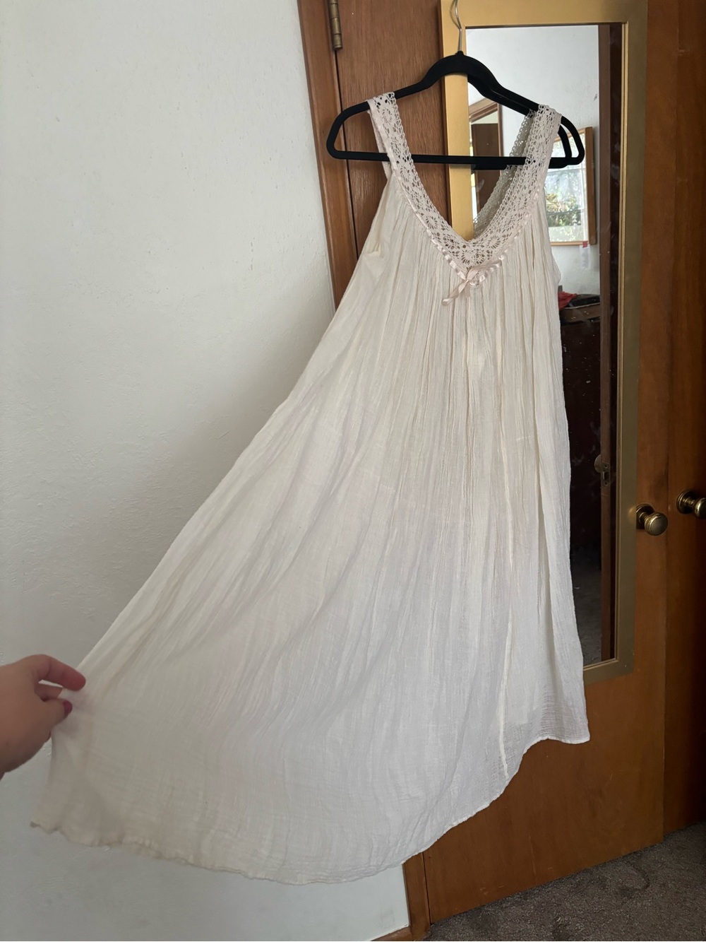 Vintage 70s Sheer Cream Lace-Trim Cotton Gauze Night Gown / Dress with Bow